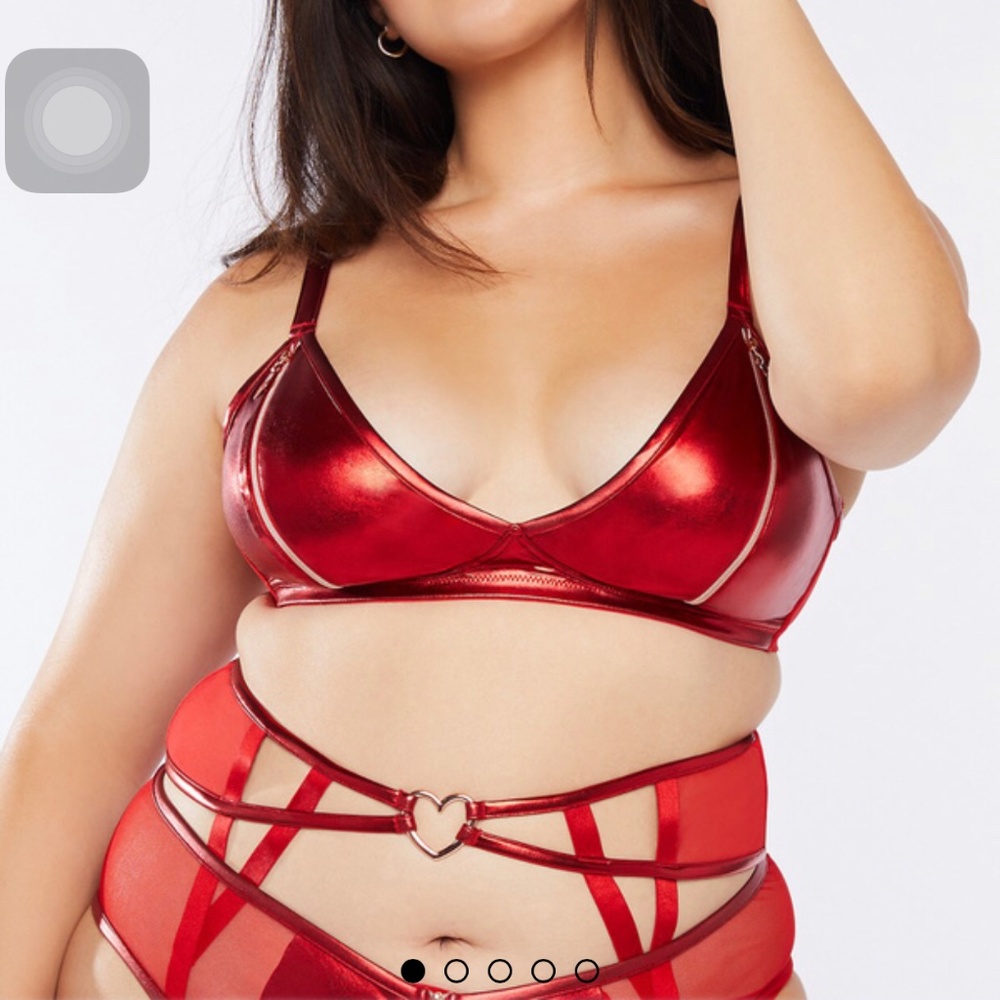 ISO Savage X Fenty Locket Down Set